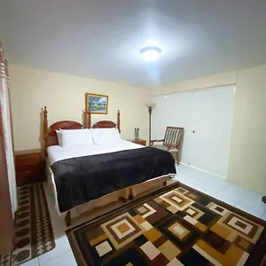 Russell Heights Vacation Holiday home